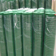  安平煜鵬金屬絲網(wǎng)制品廠 主營 電焊網(wǎng),雞鴿兔籠,牛